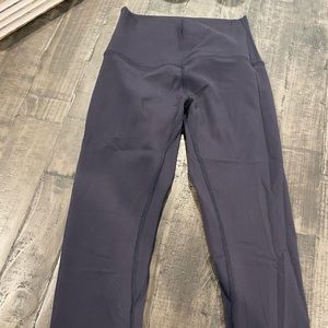 Lululemon Cropped Align Leggings 19” - Size 4 - Navy